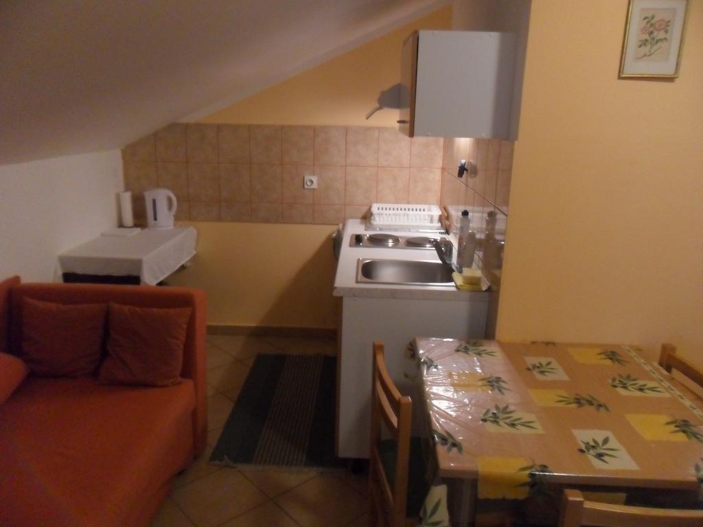 Apartments Stana Sukošan Kamer foto